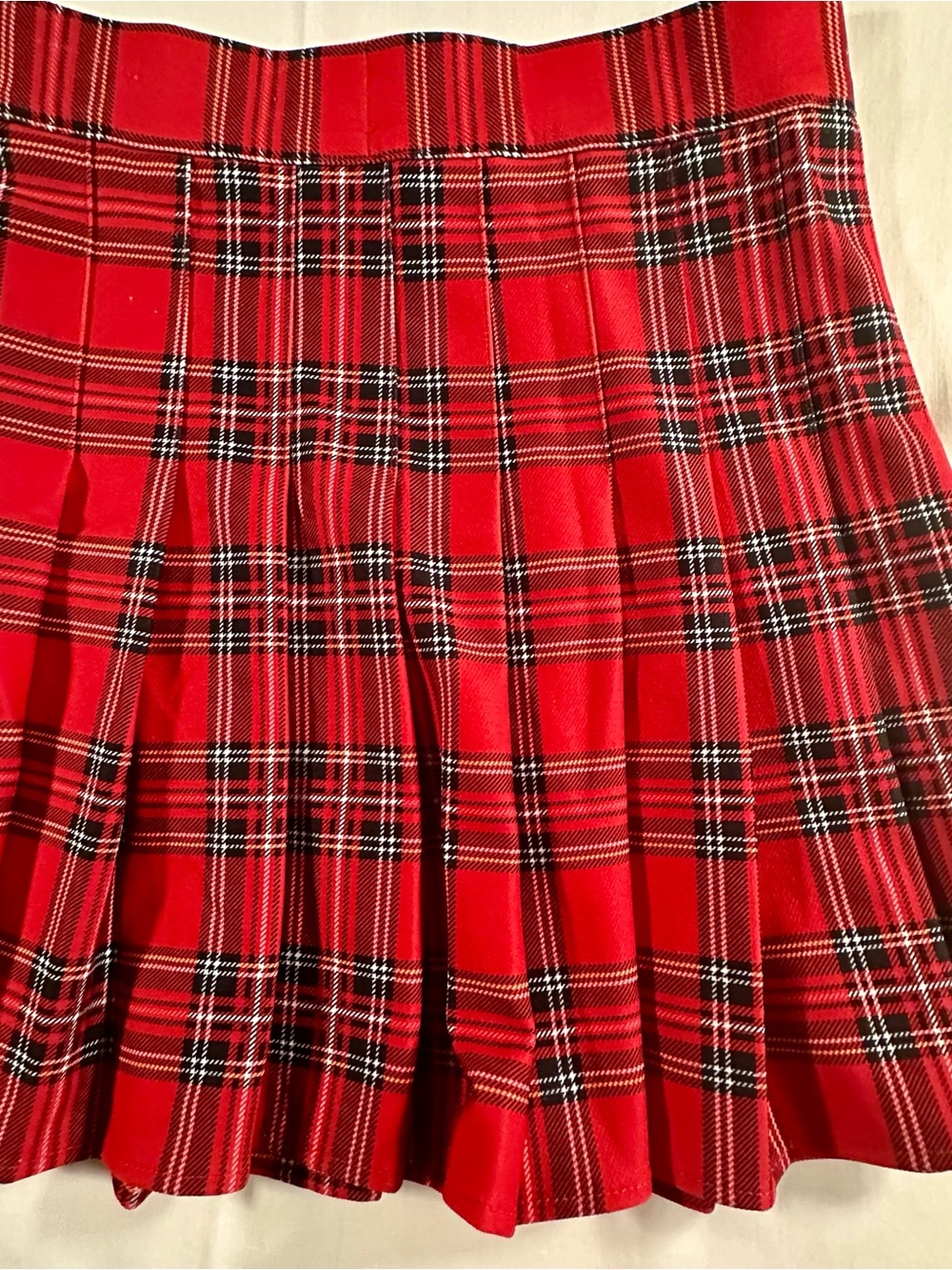Woman’s miniskirt plaid pleated S school girl preppy academia & naughty Y2K